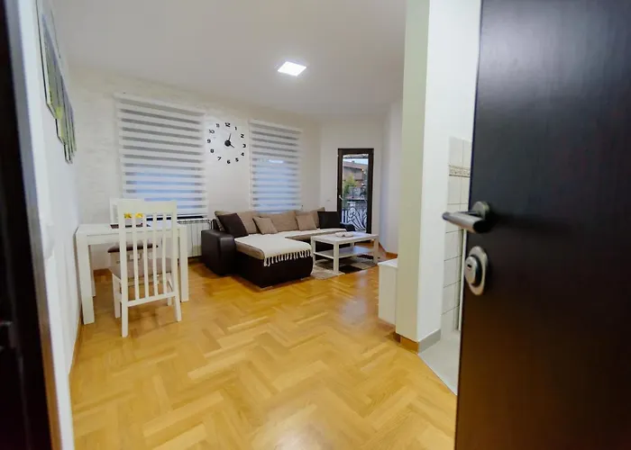 Апартаменты Krf 04 *